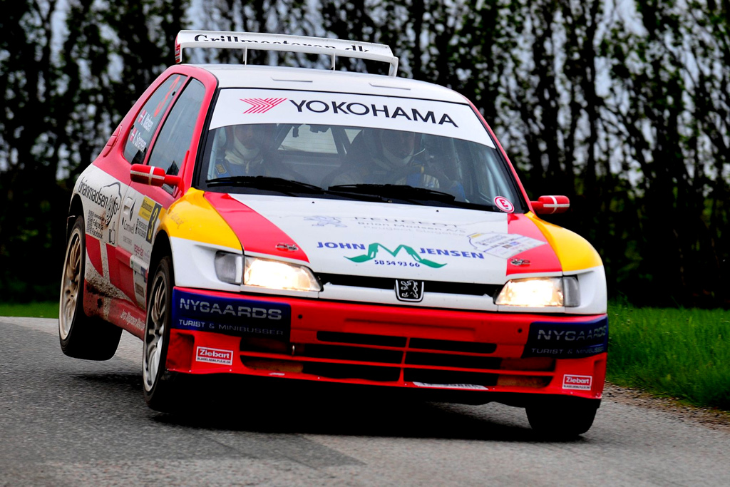 Kim Madsen og Kasper Sørensen vil være flyvende, når de i weekendens DM-rally er på hjemmebane i selve Sorø by.
(Foto: Michael Eisenberg)